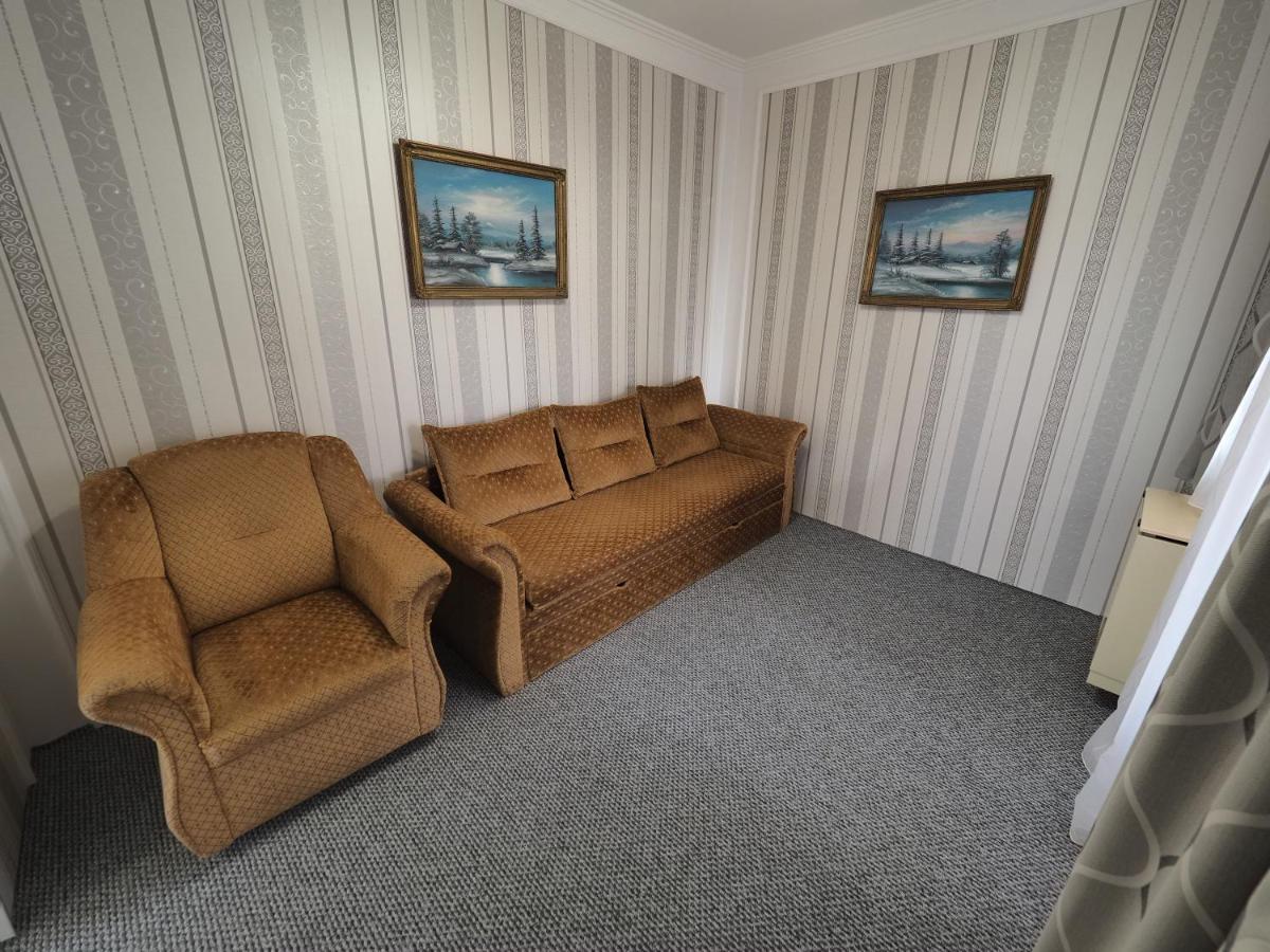 Panzio Status Apartment Hajduszoboszlo Exterior photo