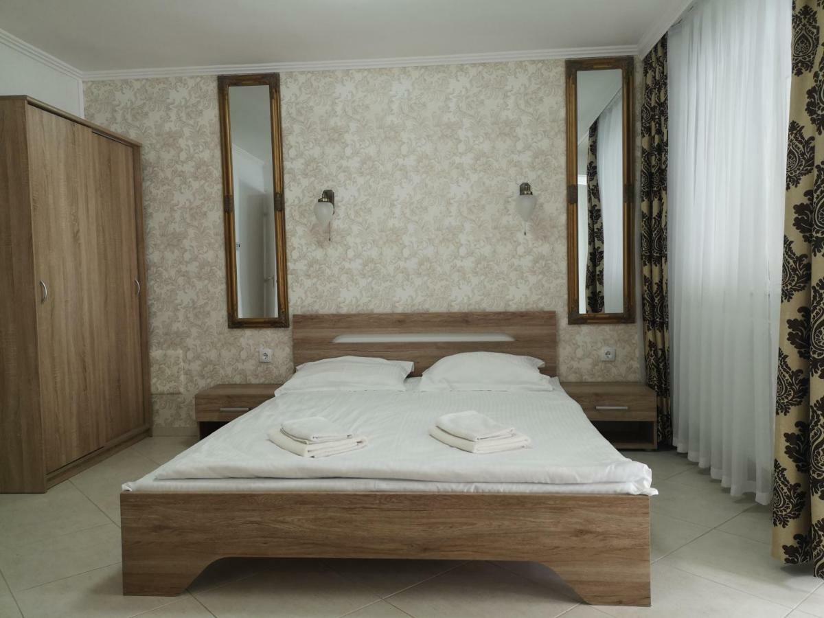 Panzio Status Apartment Hajduszoboszlo Exterior photo